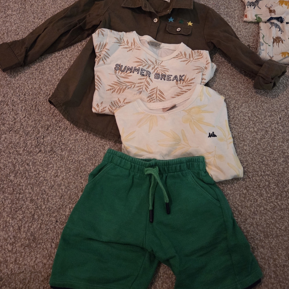 Boys Designer Boutique 3T Bundle Spring Clothing 2 Shirts, 1 Short, 1 Jacket